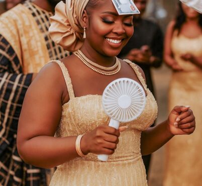 Hinkro Bridal Fan